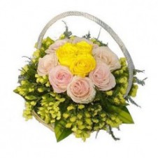 7pcs Pink and 3pcs Yellow Roses in a Basket